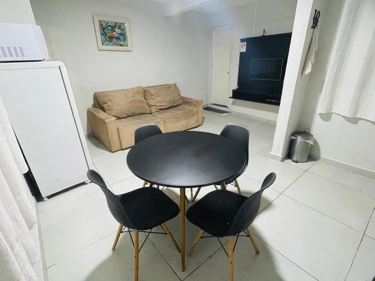 Casa Fundos Eco City 03 Simples E Confortavel Com 2 Quartos E Garagem Curitiba Kültér fotó